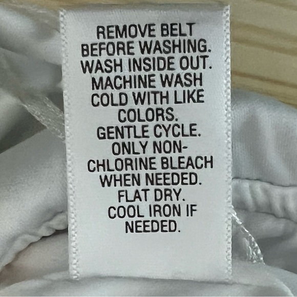 Princess Vera Wang Romper Sleeveless - Picture 7 of 8